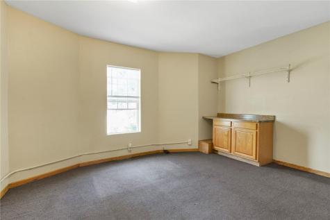 110 16th Street NE Cedar Rapids IA 52402