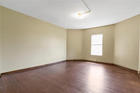 110 16th Street NE Cedar Rapids IA 52402
