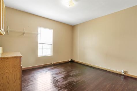 110 16th Street NE Cedar Rapids IA 52402