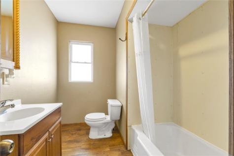 110 16th Street NE Cedar Rapids IA 52402