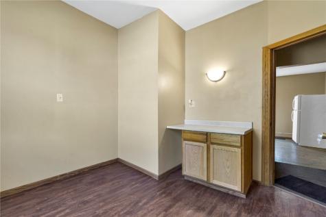 110 16th Street NE Cedar Rapids IA 52402