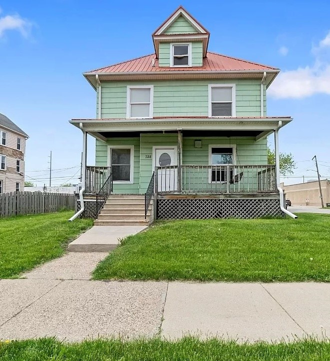 728 4th Avenue SE Cedar Rapids IA 52401