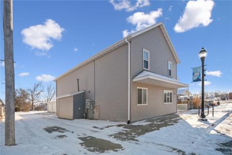 1550 Dows Street Ely IA 52227