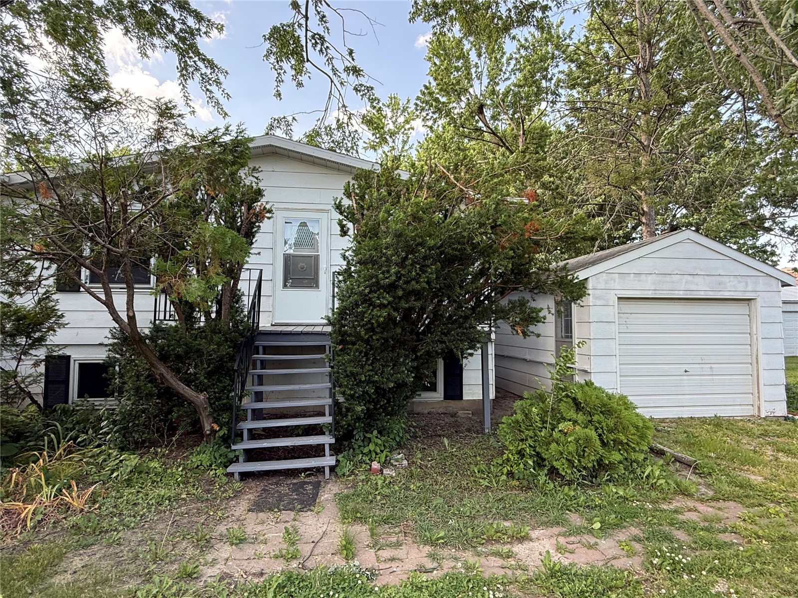 210 Kohl Street Martelle IA 52305