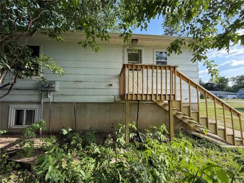 210 Kohl Street Martelle IA 52305
