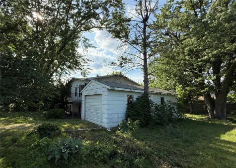 210 Kohl Street Martelle IA 52305