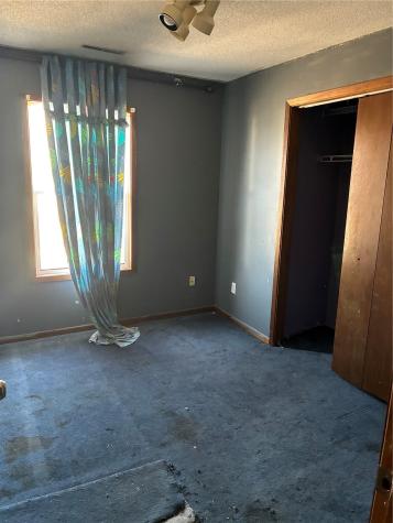 415 Daws Road Hiawatha IA 52233