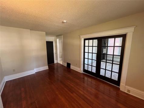 1735 C Avenue NE Cedar Rapids IA 52402