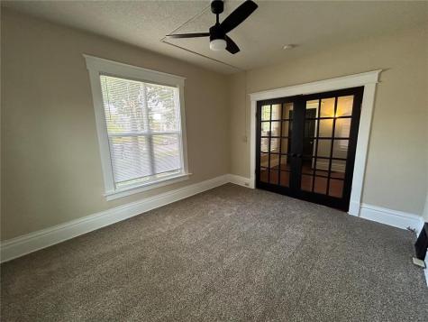1735 C Avenue NE Cedar Rapids IA 52402