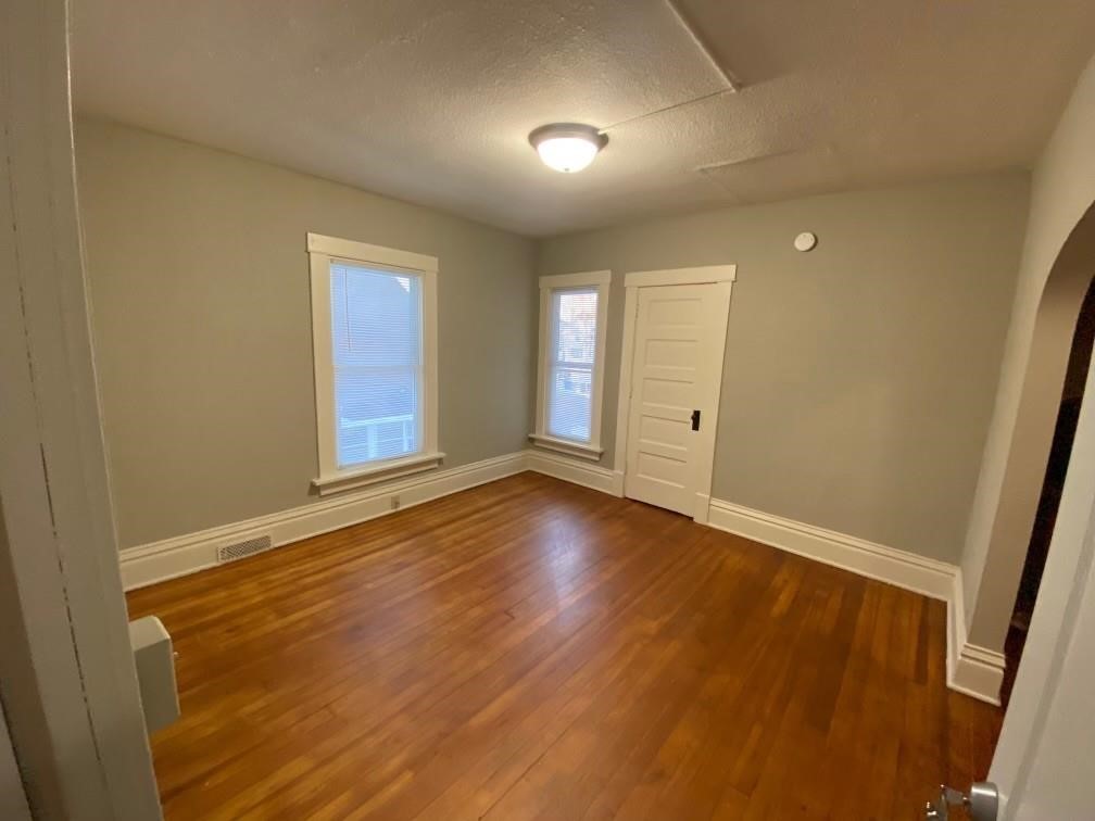 1735 C Avenue NE Cedar Rapids IA 52402