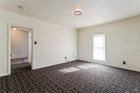 1613 A Avenue NE Cedar Rapids IA 52402