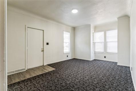 1613 A Avenue NE Cedar Rapids IA 52402