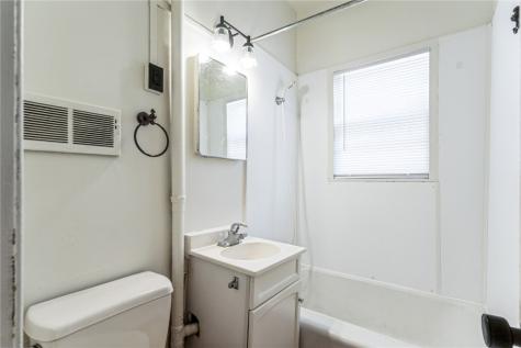 1613 A Avenue NE Cedar Rapids IA 52402