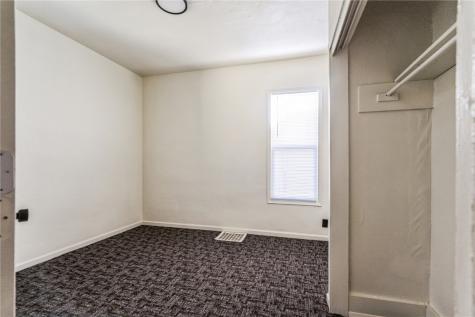 1613 A Avenue NE Cedar Rapids IA 52402