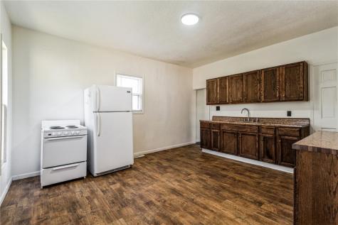 1613 A Avenue NE Cedar Rapids IA 52402