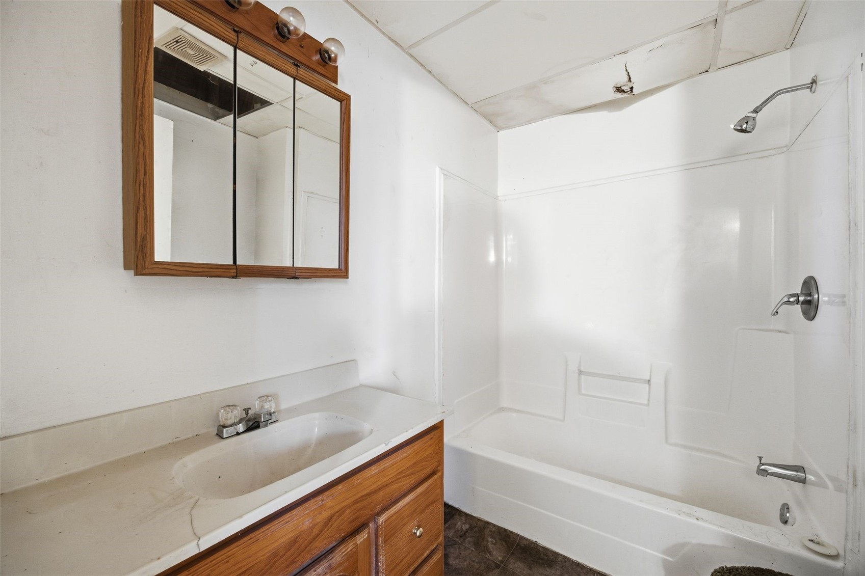 1228 6th Avenue SE Cedar Rapids IA 52403