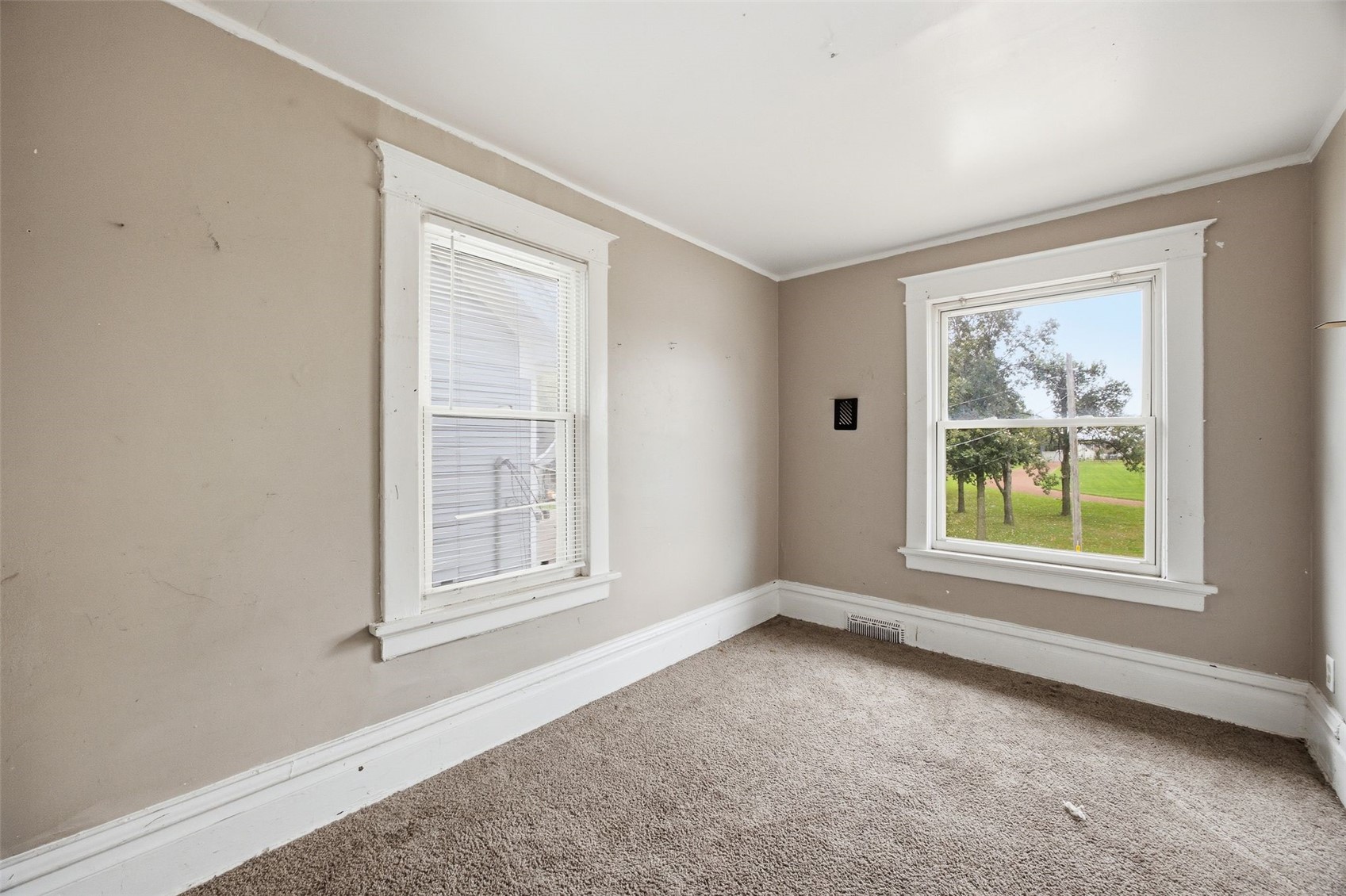 1228 6th Avenue SE Cedar Rapids IA 52403