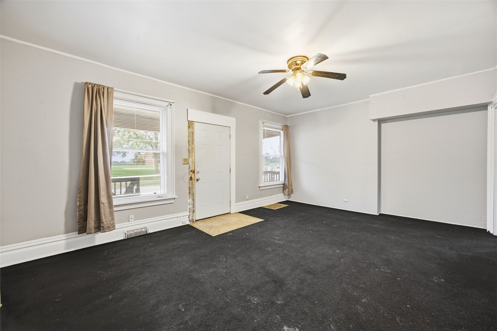1228 6th Avenue SE Cedar Rapids IA 52403