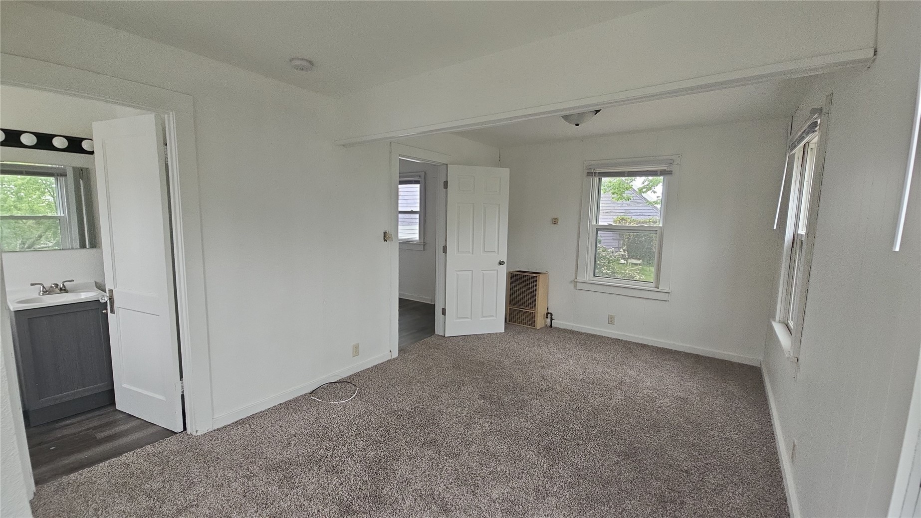139 32nd Street NE Cedar Rapids IA 52402