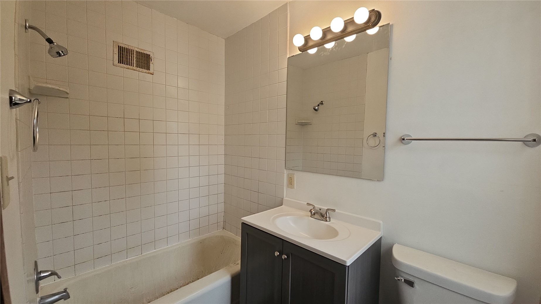 139 32nd Street NE Cedar Rapids IA 52402