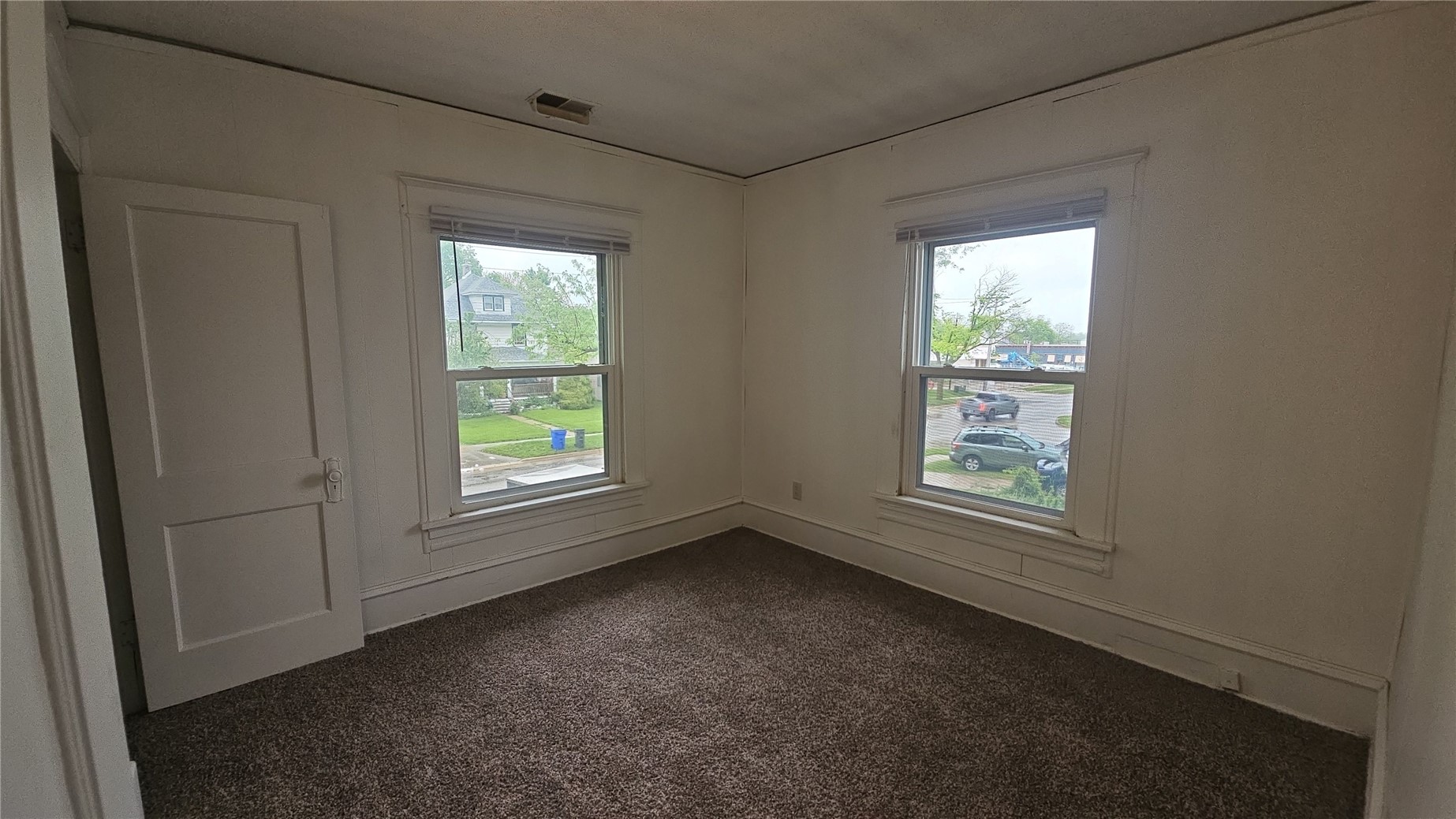 139 32nd Street NE Cedar Rapids IA 52402