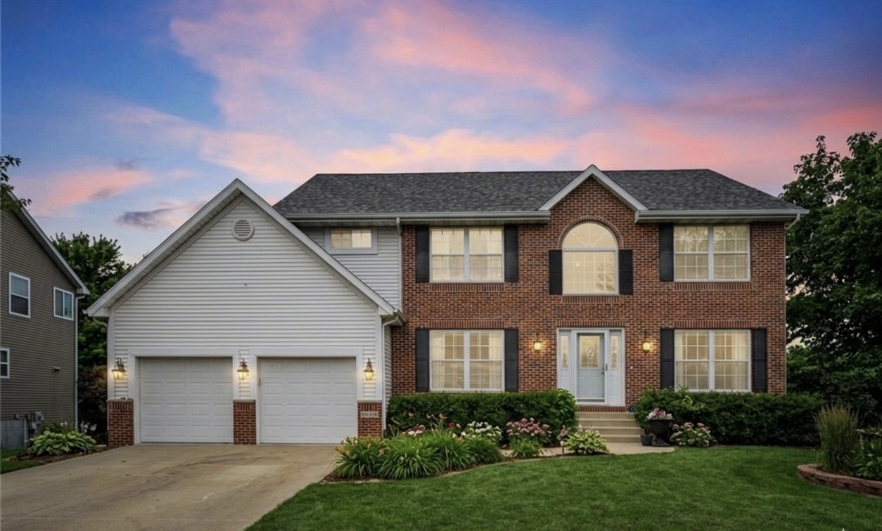 6608 Pheasant Hollow Road SW Cedar Rapids IA 52404