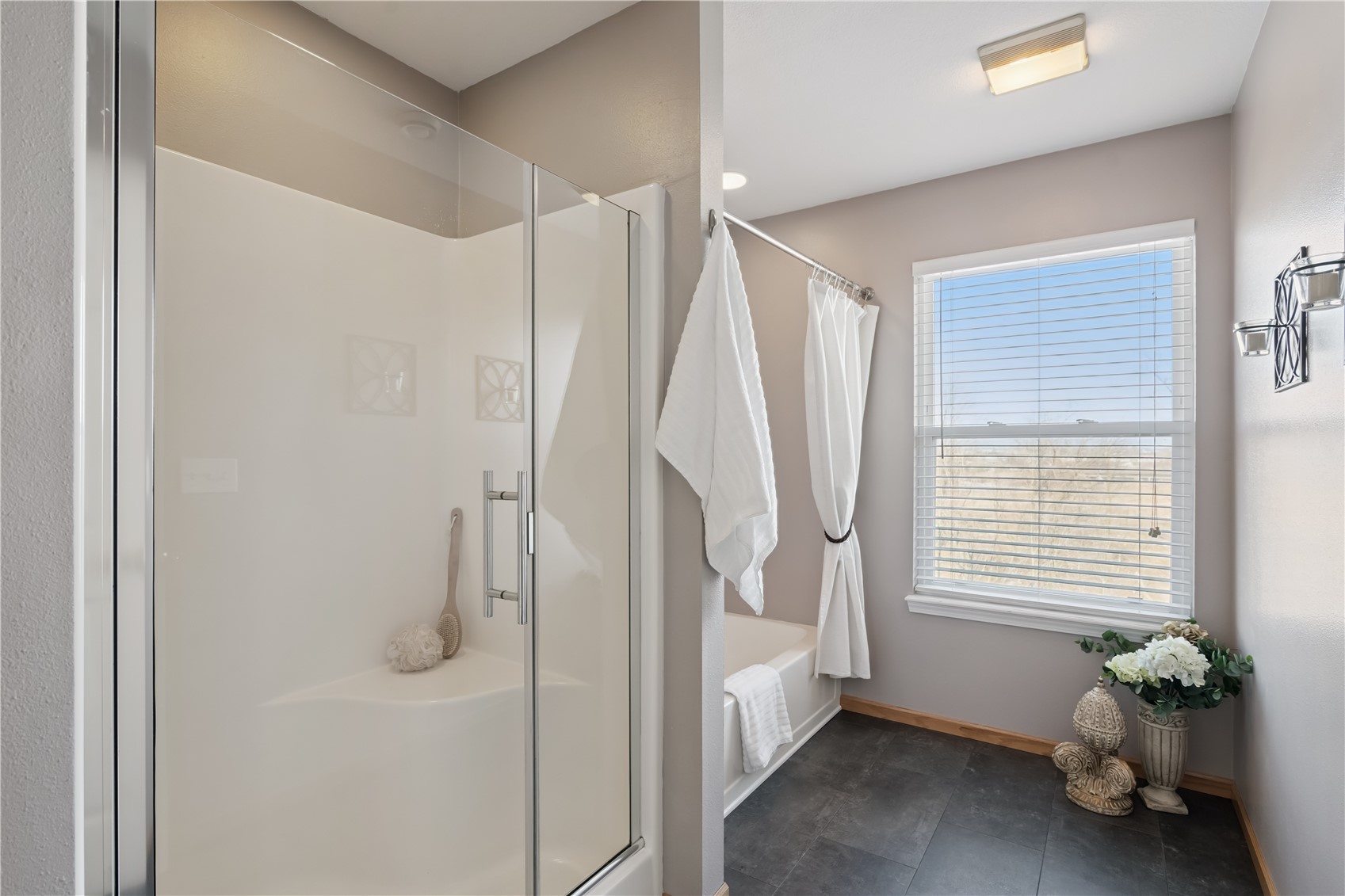 6608 Pheasant Hollow Road SW Cedar Rapids IA 52404
