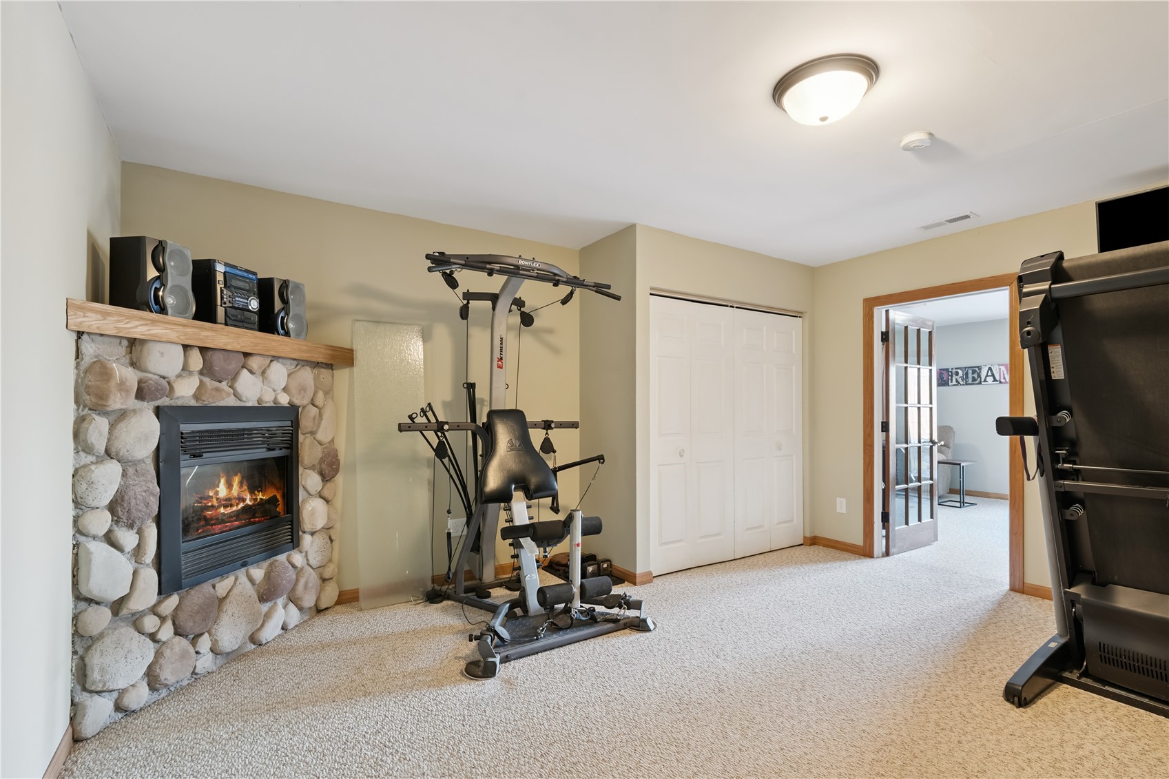 6608 Pheasant Hollow Road SW Cedar Rapids IA 52404