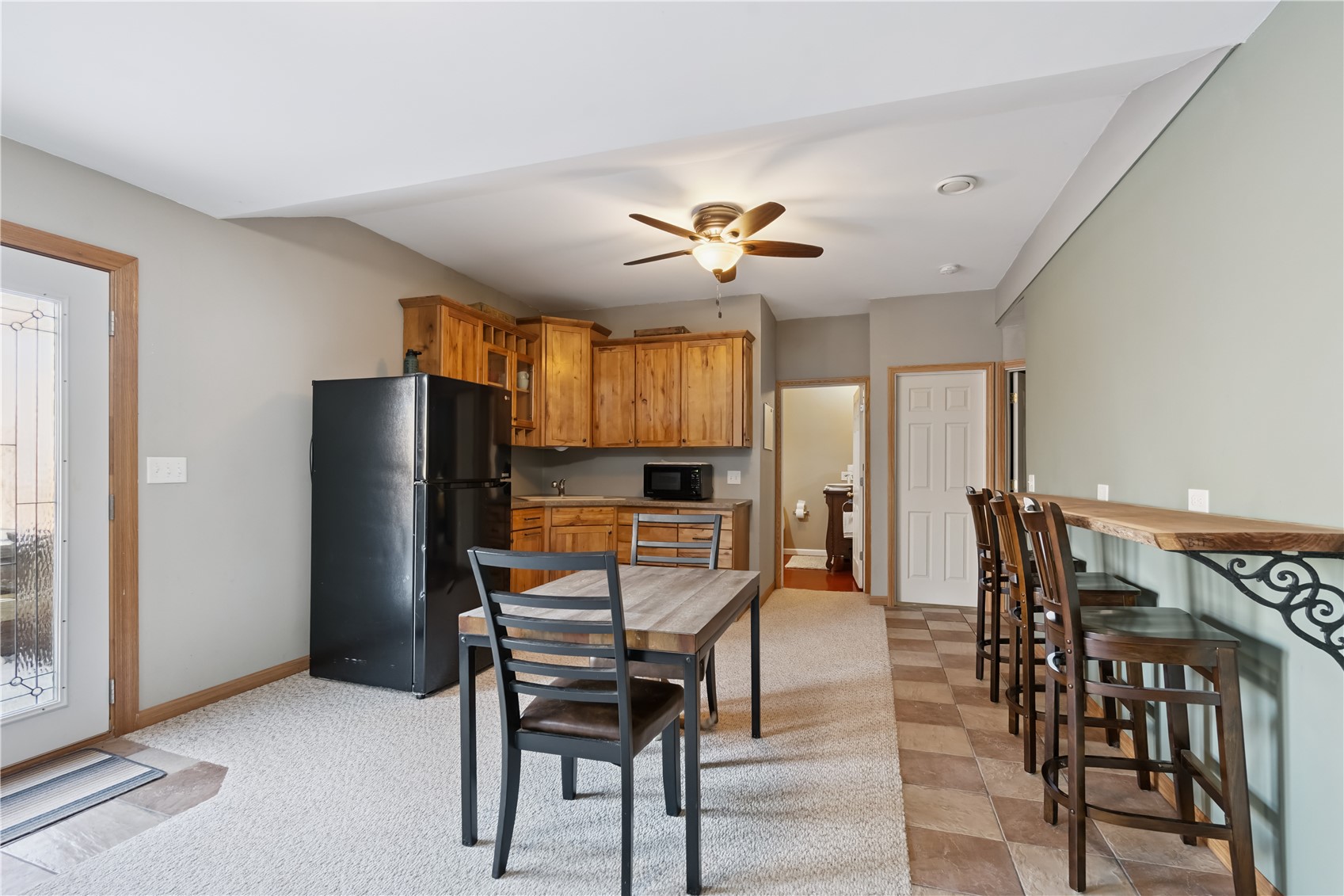 6608 Pheasant Hollow Road SW Cedar Rapids IA 52404