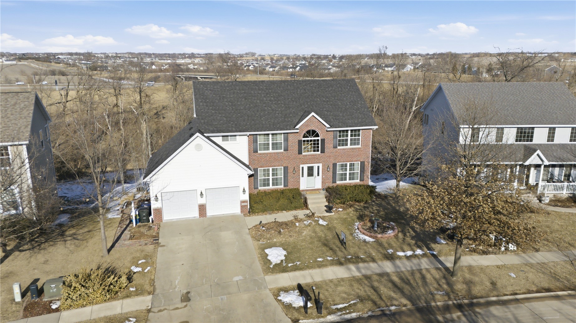 6608 Pheasant Hollow Road SW Cedar Rapids IA 52404