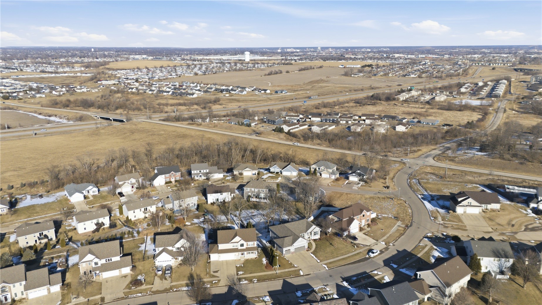 6608 Pheasant Hollow Road SW Cedar Rapids IA 52404