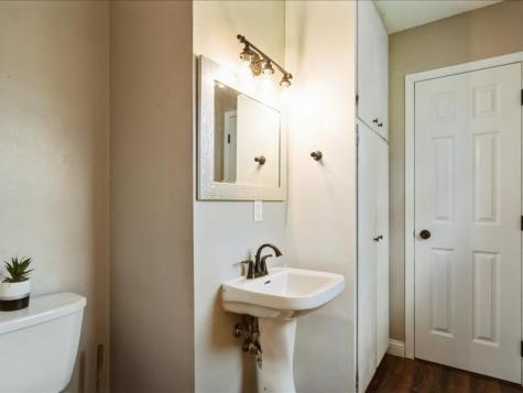 380 Daws Road Hiawatha IA 52233
