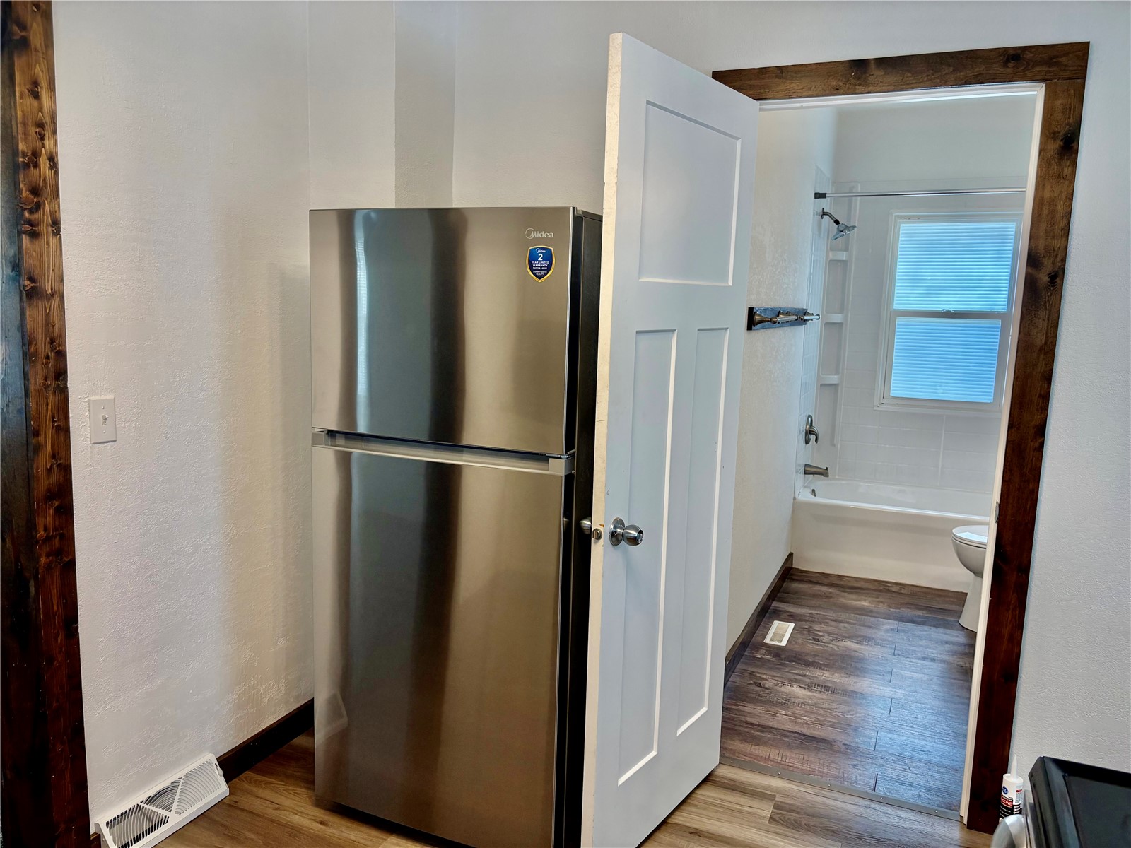 1065 H Avenue NW Cedar Rapids IA 52405
