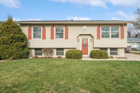 3620 Western Pine Drive NE Cedar Rapids IA 52402