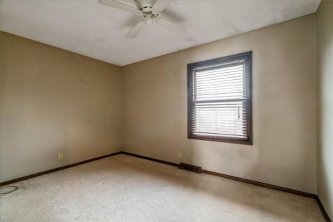 3620 Western Pine Drive NE Cedar Rapids IA 52402