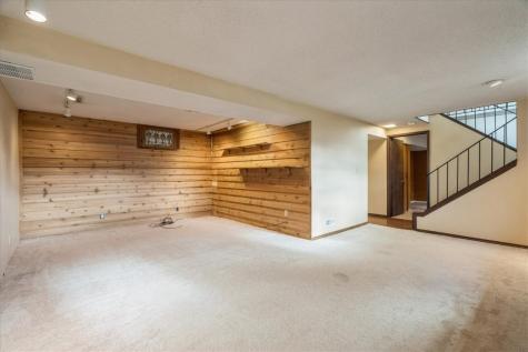 3620 Western Pine Drive NE Cedar Rapids IA 52402