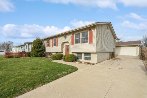 3620 Western Pine Drive NE Cedar Rapids IA 52402