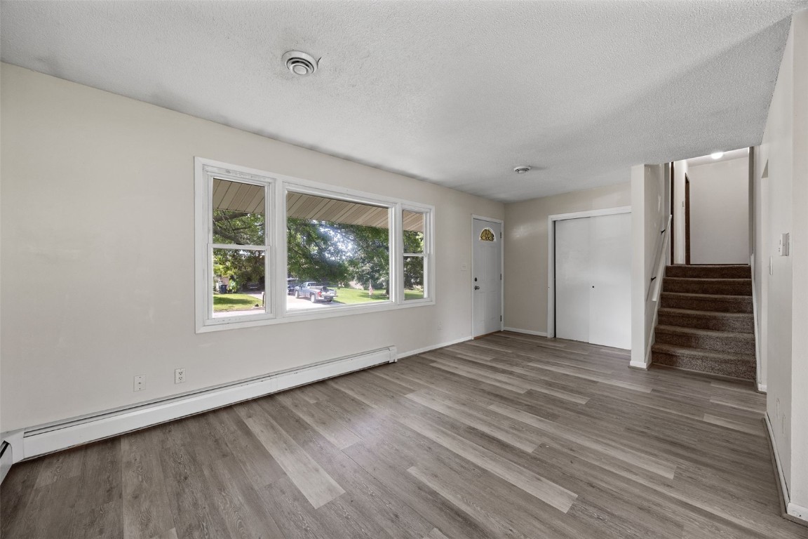 108 Parkview Court Tipton IA 52772