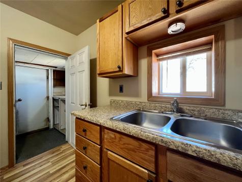 1210 Lincoln Avenue Cedar Rapids IA 52324