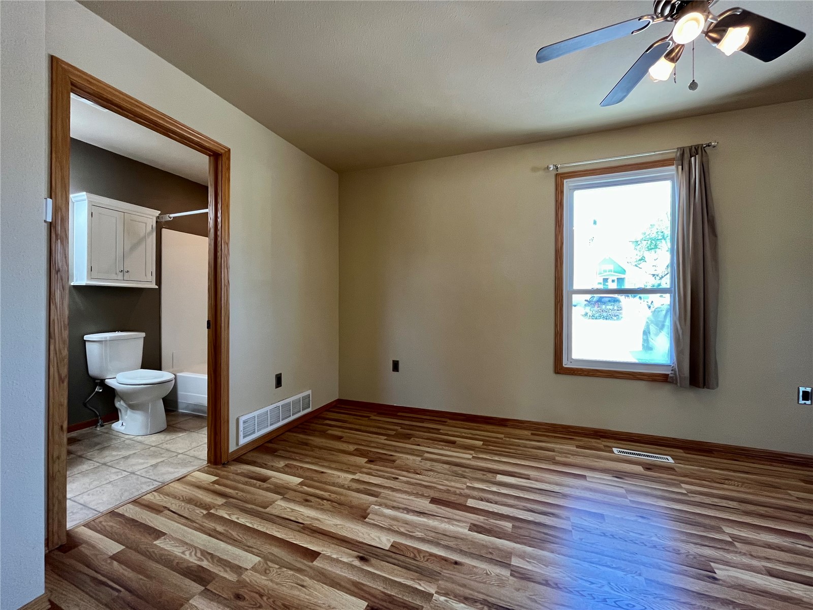 1210 Lincoln Avenue Cedar Rapids IA 52324
