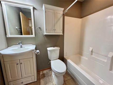 1210 Lincoln Avenue Cedar Rapids IA 52324