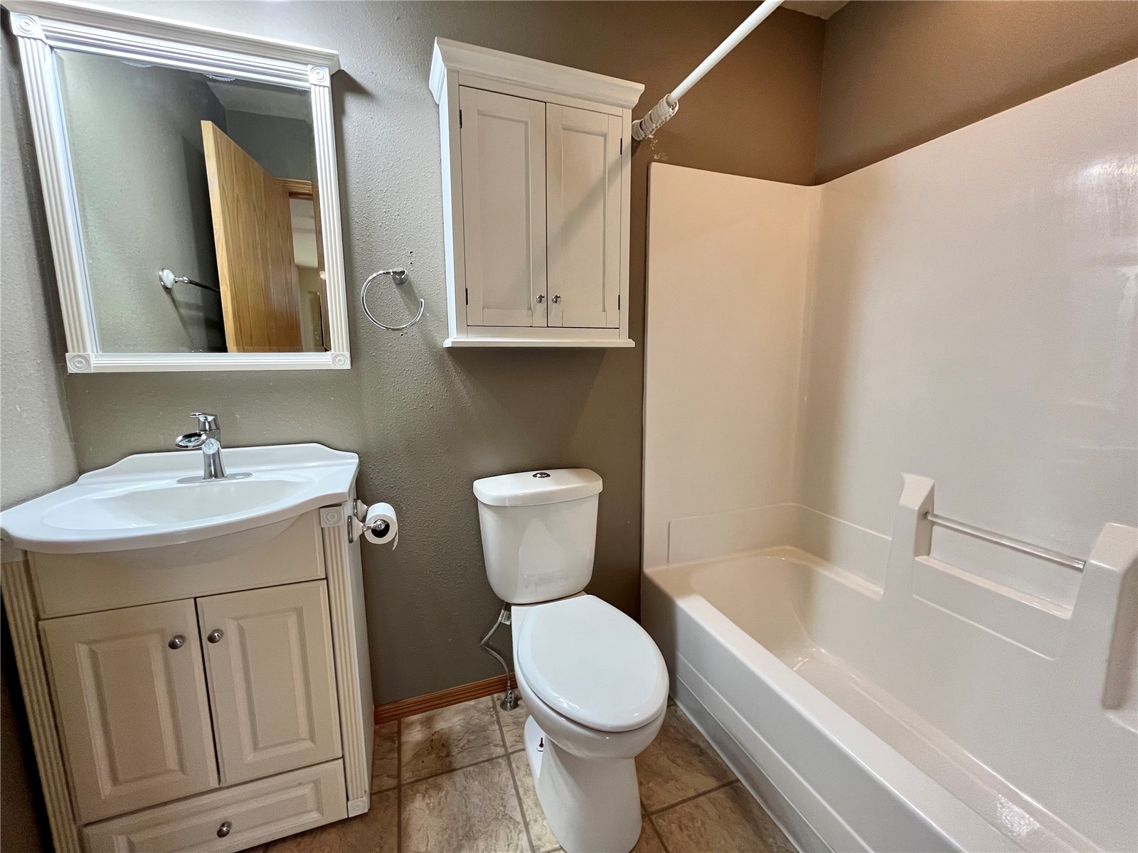 1210 Lincoln Avenue Cedar Rapids IA 52324