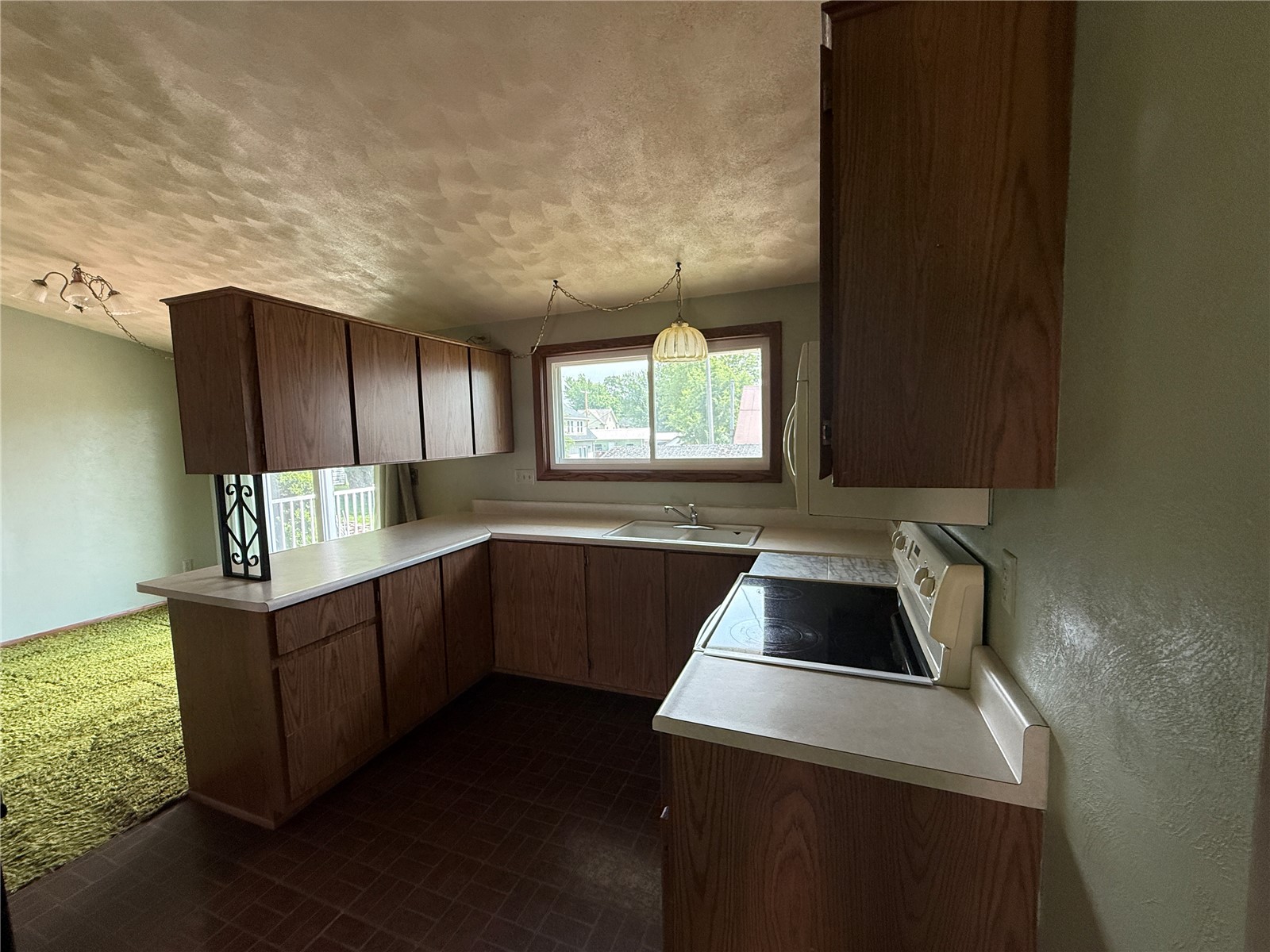 100 Rohrback Street Morley IA 52312