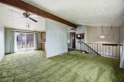 100 Rohrback Street Morley IA 52312