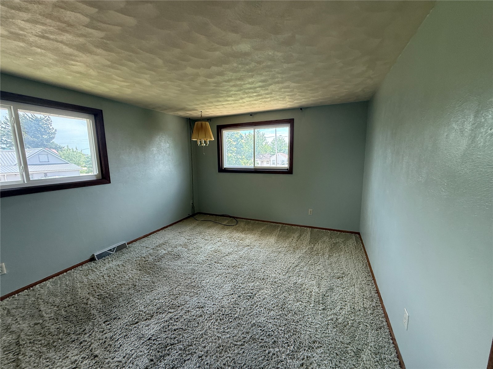 100 Rohrback Street Morley IA 52312
