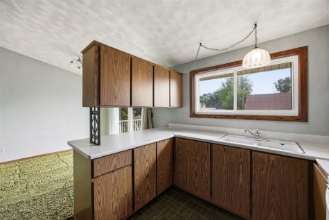 100 Rohrback Street Morley IA 52312