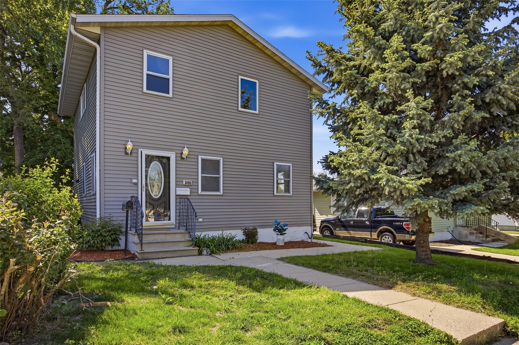 3806 E Avenue NE Cedar Rapids IA 52402