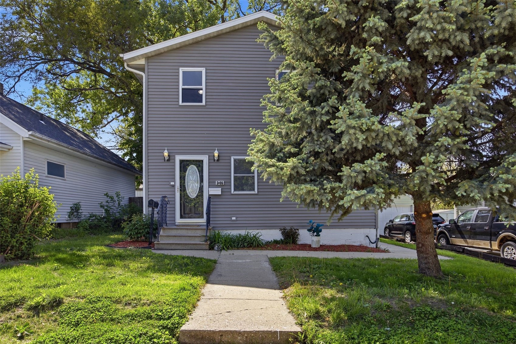 3806 E Avenue NE Cedar Rapids IA 52402