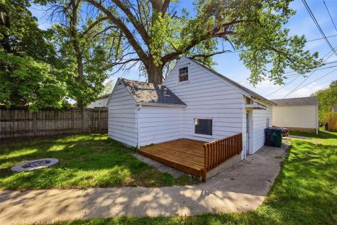 3806 E Avenue NE Cedar Rapids IA 52402