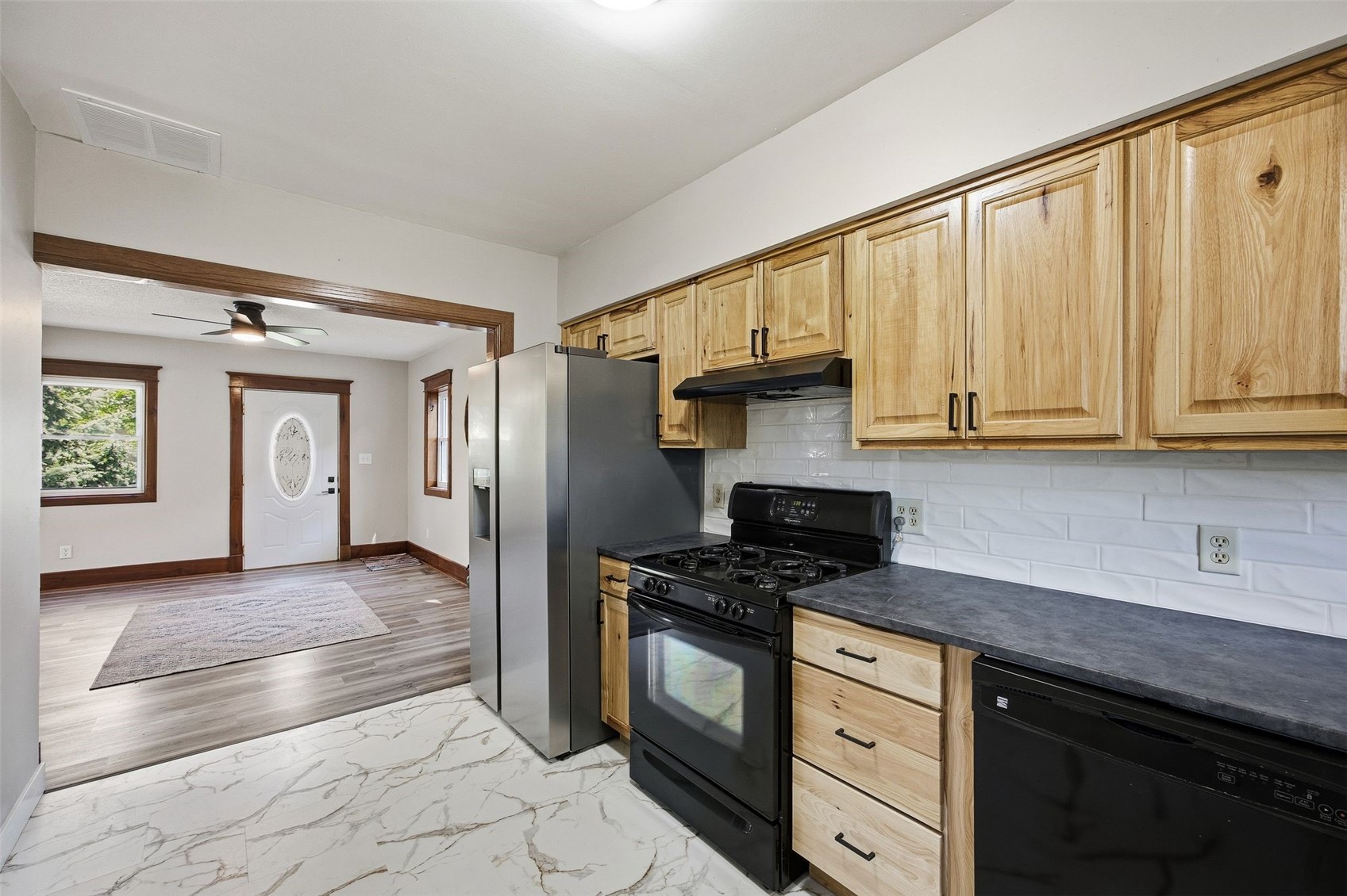 3806 E Avenue NE Cedar Rapids IA 52402